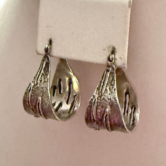 Signed Artisan Brutalist Silver Hoop Earrings - Picture 3 of 7